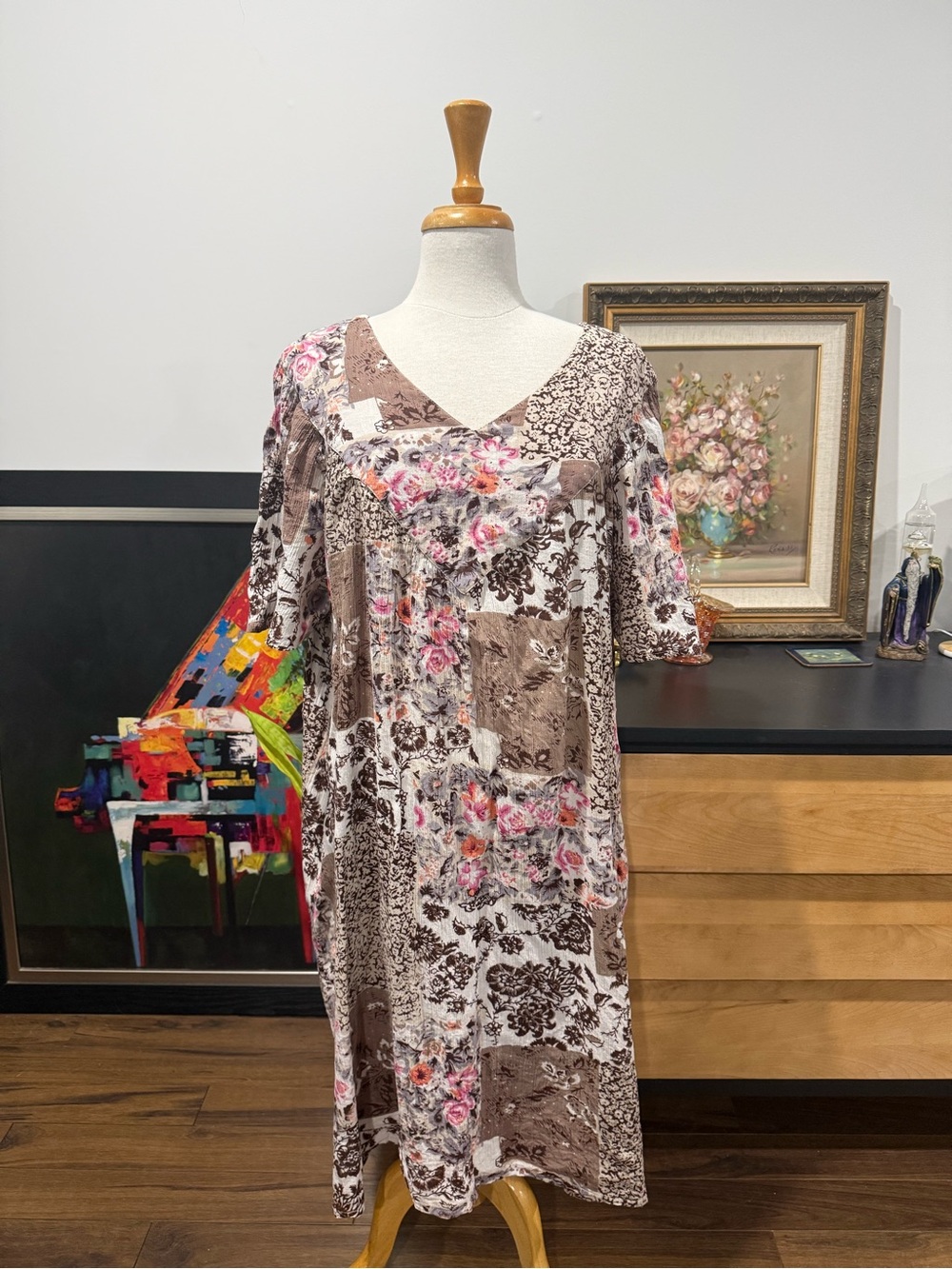 Floral Patchwork V-Neck Knit Dress - Brown & Pink